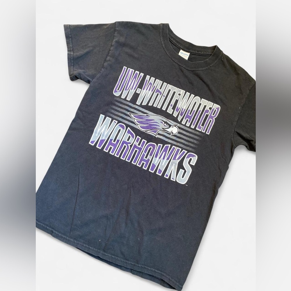 UW Whitewater Warhawks college shirt size small